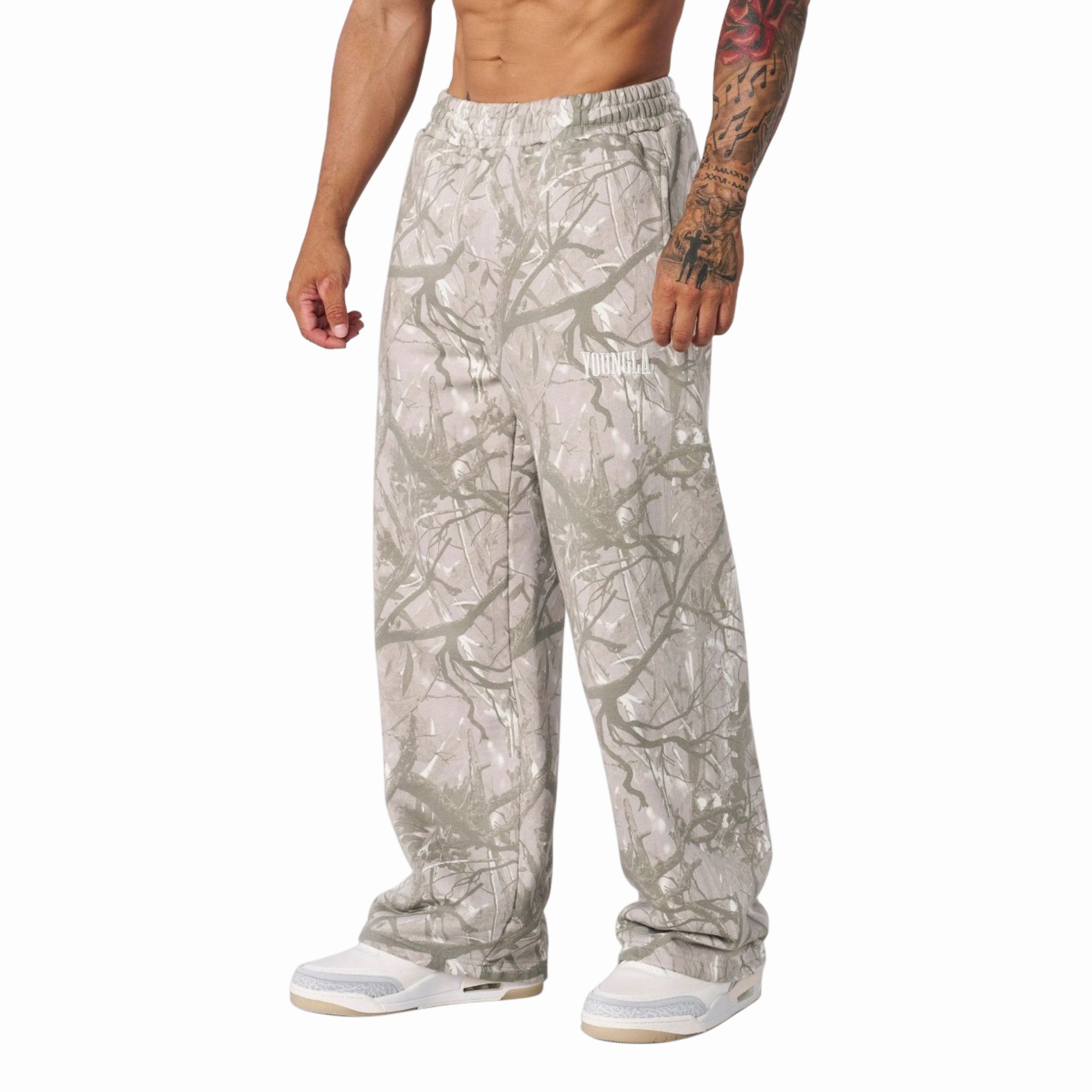 YOUNGLA TREE CAMO BAGGY SWEATS