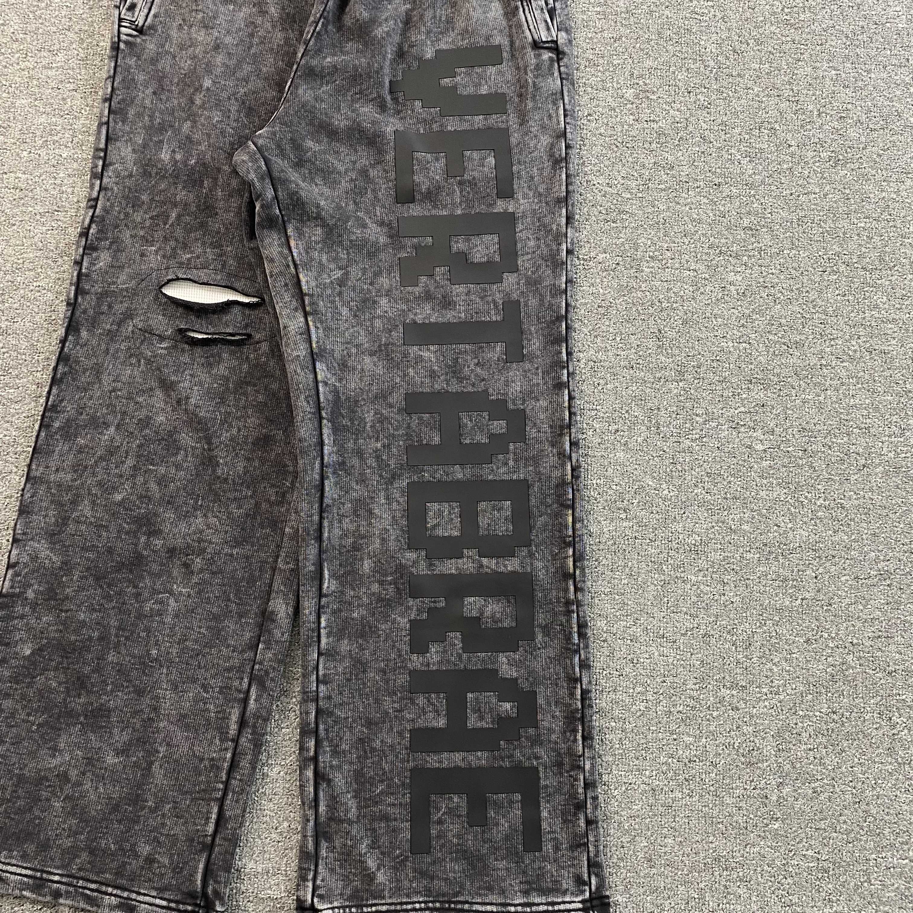 VERTABRAE C20 ASH GRAY SWEATPANTS