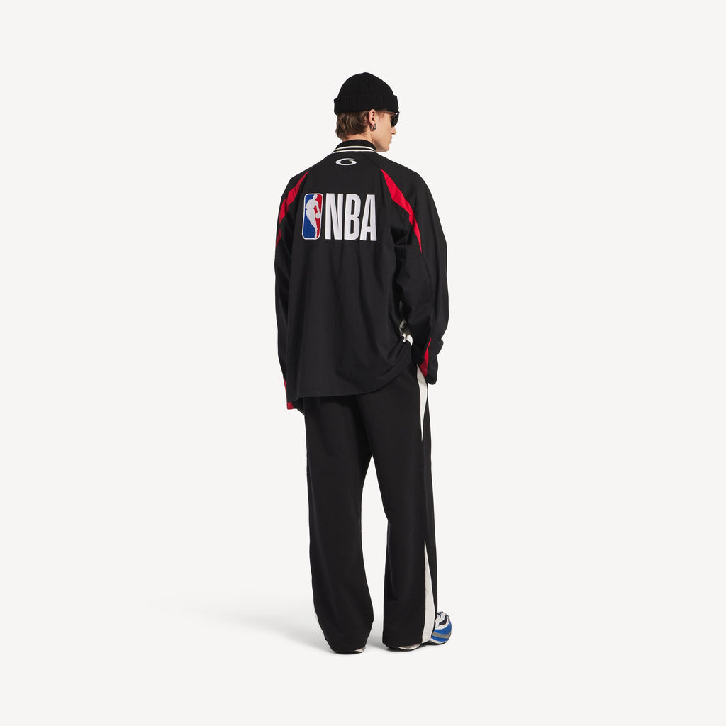 BALENCI X NBA COLLABORATION OVERSIZED LONG SLEEVE T-SHIRT IN BLACK/MULTICOLOR