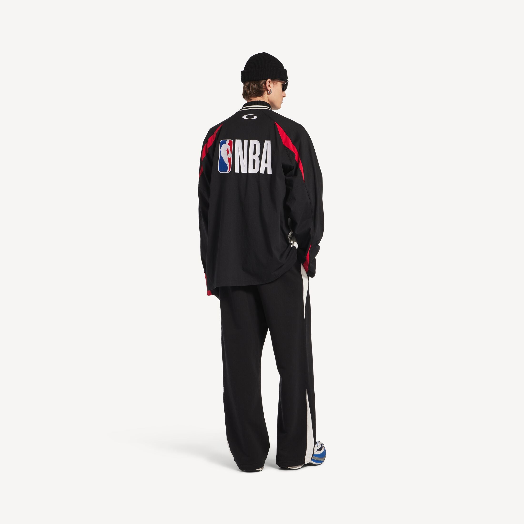 BALENCI X NBA COLLABORATION OVERSIZED LONG SLEEVE T-SHIRT IN BLACK/MULTICOLOR