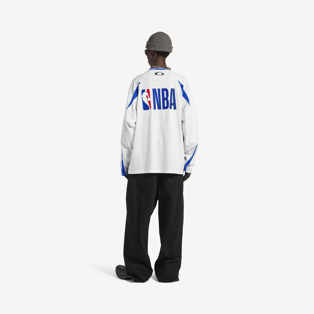 BALENCI X NBA COLLABORATION OVERSIZED LONG SLEEVE T-SHIRT IN BLACK/MULTICOLOR