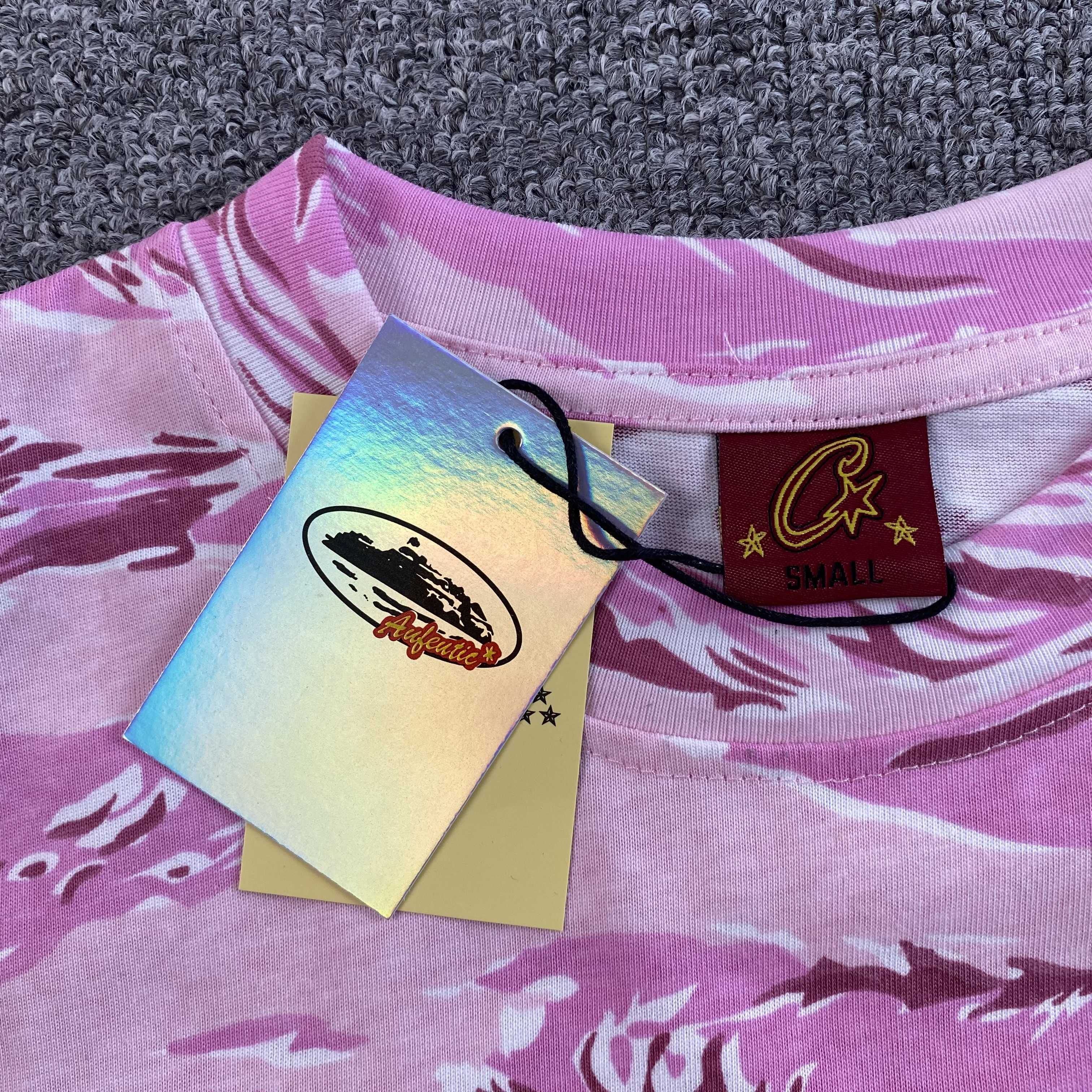 Corteiz Island Puff Print Tee
Pink Tiger Camo