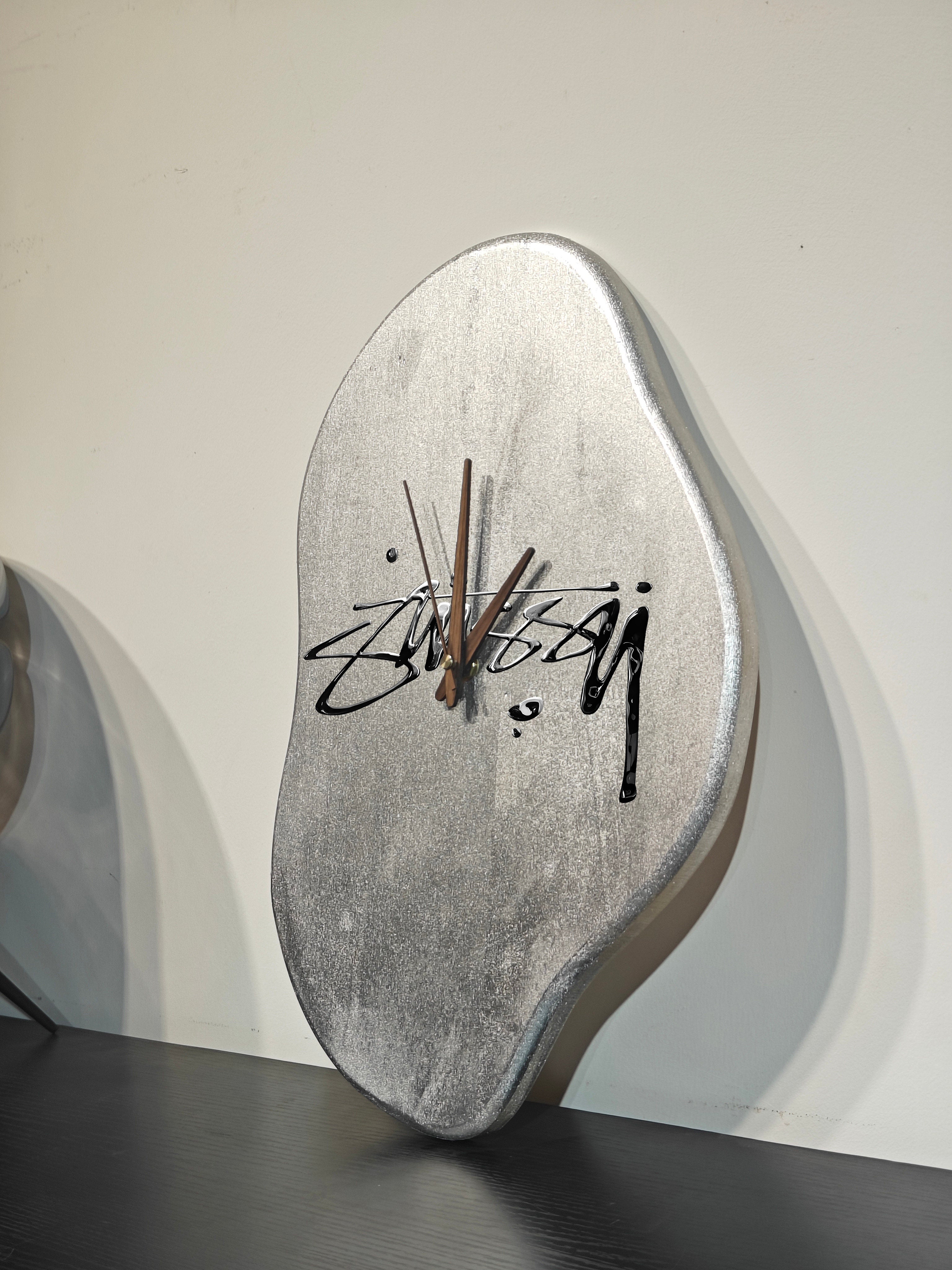 STÜSSY MERCURY SILENT WALL CLOCK